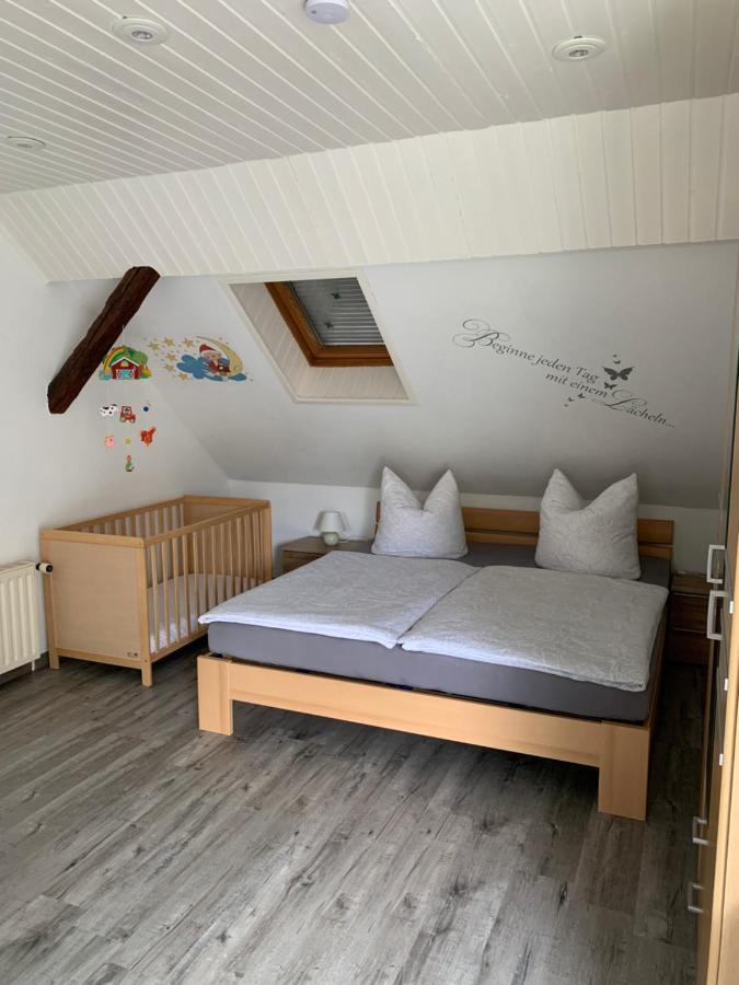Ferienwohnung Zum Schloss Halbe Bagian luar foto